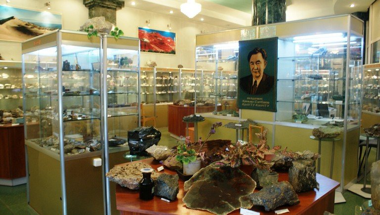 Фотографии минералогического музея