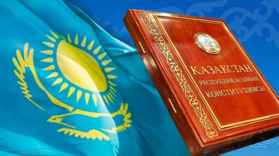 Конституция как общественный договор: между риском имитации и реальной трансформацией